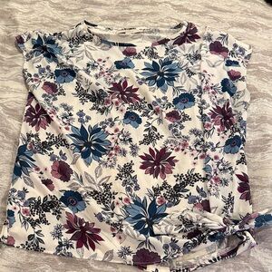Loft Floral Tie-Hem Women’s Top in White with Blue & Plum Flowers (large)